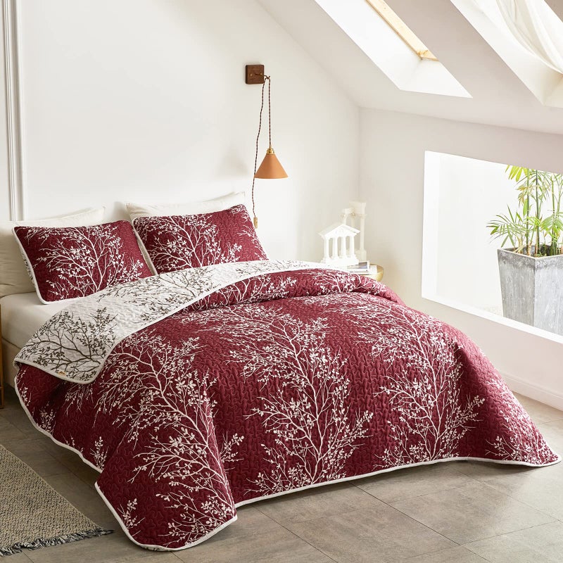 Uozzi Bedding 3 Pieces Christmas Quilt Set Burgundy Red Branch Queen Size 88x88 Soft Microfiber Lightweight Coverlet Bedspread New Year Holiday Bedding Set Bed Cover for All Season (1 Quilt+ 2 Shams) - Image 3